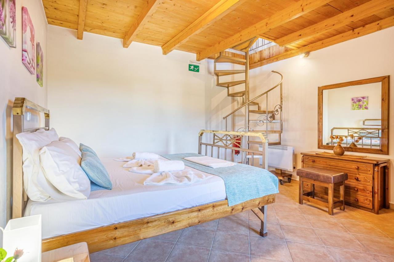 Olive Villas Kria Vrisi  Ngoại thất bức ảnh