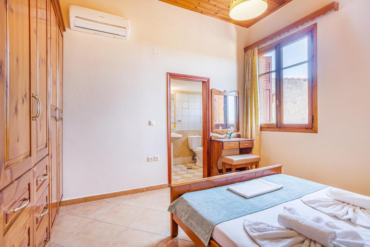 Olive Villas Kria Vrisi  Ngoại thất bức ảnh